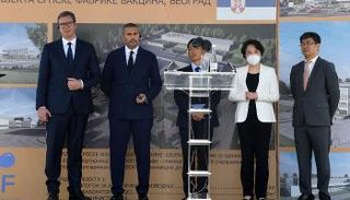 تدشين مصنع لإنتاج لقاحات كورونا في صربيا