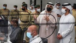 الشيخ منصور بن محمد بن راشد آل مكتوم، يزور غرفة العمليات والتحكم بإكسبو 2020 دبي
