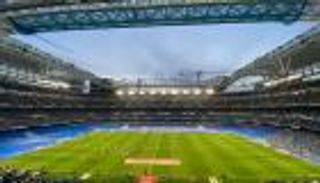 فيديو.. كيف احتفل ريال مدريد بالعودة إلى سانتياجو برنابيو؟