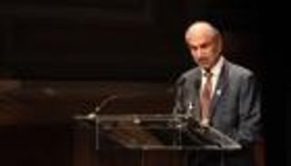 رئيس المجلس العالمي للتسامح يدعو لبناء السلام بدلا من الحروب