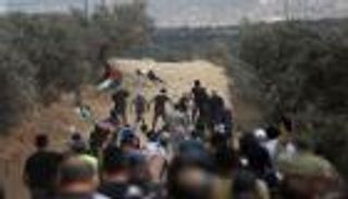 وزير إسرائيلي: نستعد لاحتمال التصعيد بالقدس والضفة وغزة