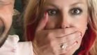 "رسالة خفية" على خاتم خطوبة بريتني سبيرز من سام أصغري