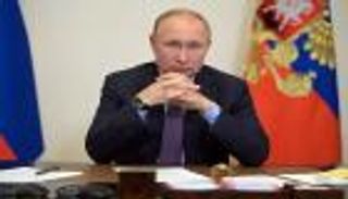 روسيا وعمالقة الإنترنت.. مواجهة بين واشنطن وموسكو في الواقع الافتراضي