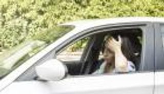 5 أسباب لاهتزاز السيارة أثناء القيادة.. إليك طريقة المعالجة