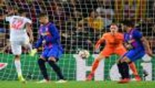 الحل في المرحاض.. سر ارتباك لاعب بايرن ميونخ أمام برشلونة