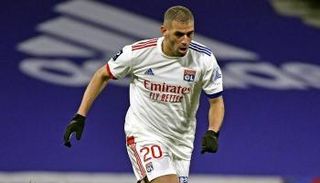 إسلام سليماني لاعب ليون الفرنسي