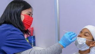 فحص فيروس كورونا في الإمارات