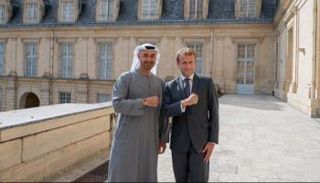  الشيخ محمد بن زايد آل نهيان وإيمانويل ماكرون 