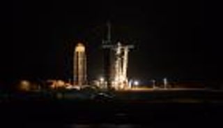 انطلاق أول رحلة سياحية للفضاء بطاقم مدني كامل