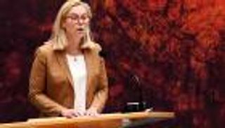 استقالة وزيرة خارجية هولندا على خلفية فوضى الإجلاء بأفغانستان