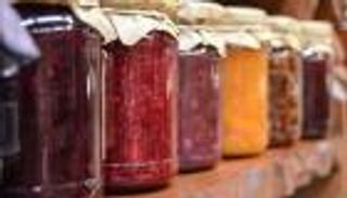 مونة الشتاء.. تقليد لبناني لإعداد وتخزين "الخيرات"