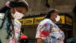 كورونا حول العالم.. تفاقم الإصابات في أمريكا و"مودرنا" تحذر