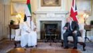 "أدنوك" و"مصدر" و"بي بي" توقع اتفاقيات طاقة متجددة ببريطانيا