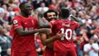 "يكافئون أنفسهم".. ماذا قال كلوب عن تألق محمد صلاح وماني؟