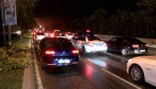 ارتباك حركة المرور بإسطنبول جراء العواصف