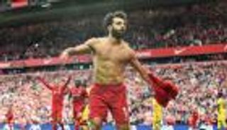 3 تفسيرات كوميدية.. حقيقة عضلة محمد صلاح المثيرة للجدل