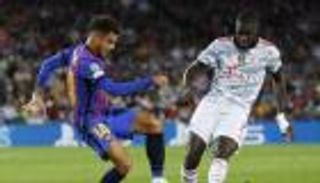 حل أخير.. كومان يعيد كوتينيو لمركزه القديم في ليفربول