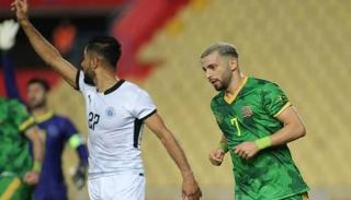 الشرطة ضد الطلبة