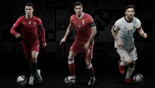 ليونيل ميسي وروبرت ليفاندوفسكي وكريستيانو رونالدو