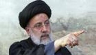 حكم من القرون الوسطى.. رئيسي يصف نظام إيران بـ"المقدس"