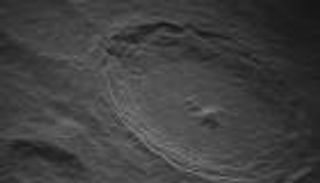 رصد فوهة "تيخو" القمرية بتفاصيل معقدة