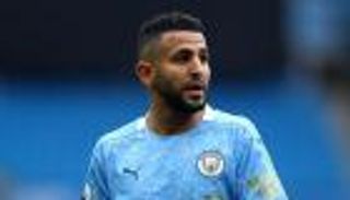 بتقييم خرافي.. رياض محرز يبهر الجميع في كأس الرابطة الإنجليزية