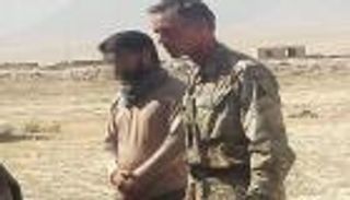 خطأ بريطاني يتسبب في كشف عناوين 255 مترجما أفغانيا