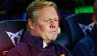 في 3 دقائق.. مدرب برشلونة يلقي قنبلة "الصفوة" ويهرب من الإعلام