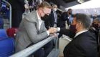 لابورتا يجيب.. هل تحسم مباراة برشلونة وقادش مستقبل كومان؟