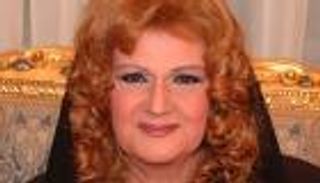 ميمي جمال تتراجع عن قرار الاعتزال لسبب إنساني