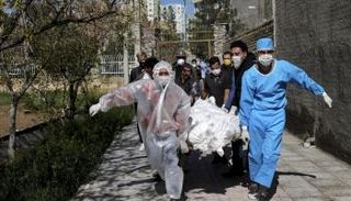 إيران تسجل 284 وفاة جديدة