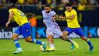 ترتيب الدوري الإسباني.. قادش يعمق جراح برشلونة