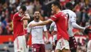 بسبب كريستيانو رونالدو.. ركلة فرنانديز الفضائية تضعه في مرمى السخرية