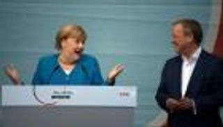 آخر ظهور لميركل قبل الانتخابات.. قهوة وأغنية ملحمية