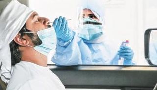 فحص فيروس كورونا في الإمارات - أرشيفية