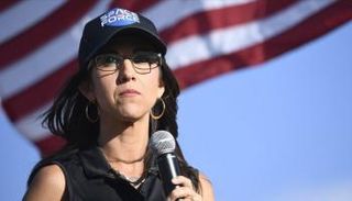  النائبة الأمريكية لورين بويبرت