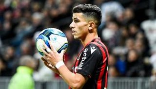 يوسف عطال ظهير نيس الفرنسي ومنتخب الجزائر