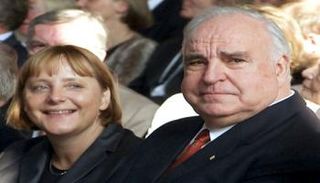 هيلموت كول وميركل