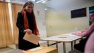 انتخابات أيسلندا.. الحزب الحاكم يتجه لحصد الأغلبية