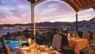 إيطاليا تخفف قيود سفر مواطنيها إلى مدينتين في مصر