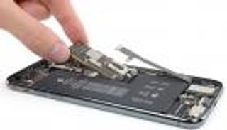 فيديو يكشف أسرار آيفون 13 من الداخل.. تفاصيل دقيقة