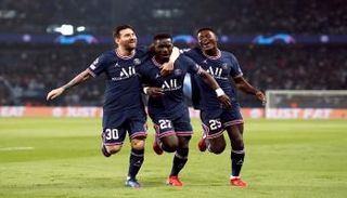 باريس سان جيرمان ضد مانشستر سيتي