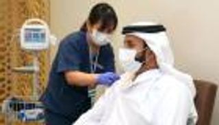 الإمارات تقدم 34365 جرعة جديدة من لقاح كورونا