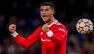 دوري أبطال أوروبا.. رونالدو وليفاندوفسكي يكتبان التاريخ في ليلة قياسية