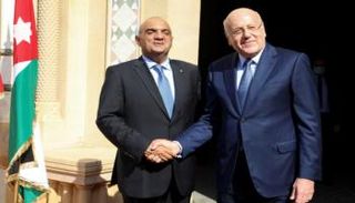 نجيب ميقاتي وبشر الخصاونة