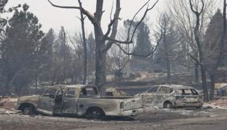 الثلوج تخمد حرائق كولورادو الأمريكية