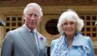 إليزابيث الثانية تمنح زوجة الأمير تشارلز وساماً رفيعاً.. برتبة سيدة ملكية