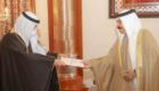 رسالة من أمير الكويت إلى ملك البحرين لدعم العلاقات الثنائية