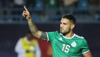 أندي ديلور مهاجم نيس الفرنسي ومنتخب الجزائر