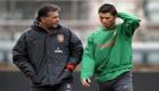 قبل كأس أمم أفريقيا.. كيروش يخشى غضب رونالدو بسبب منتخب مصر